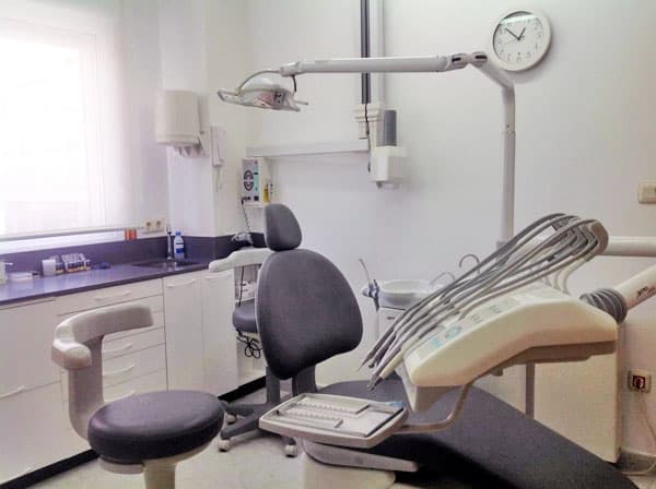 Clínica dental Lidia Leiro